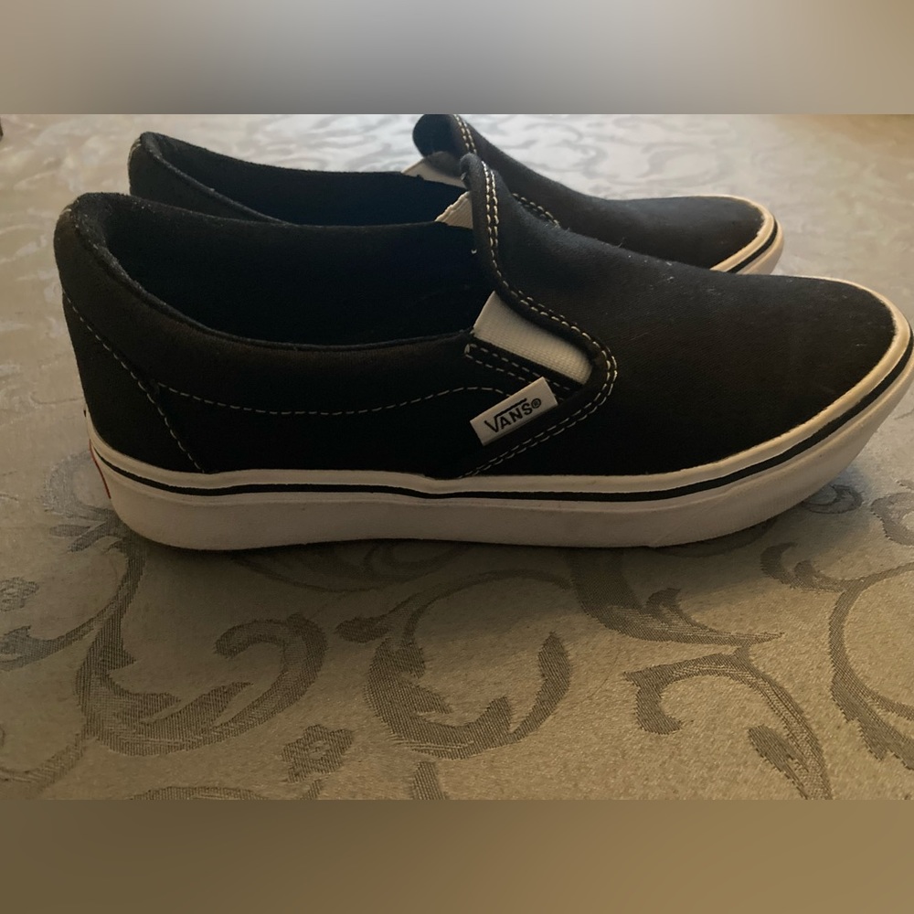 Vans loafers, black